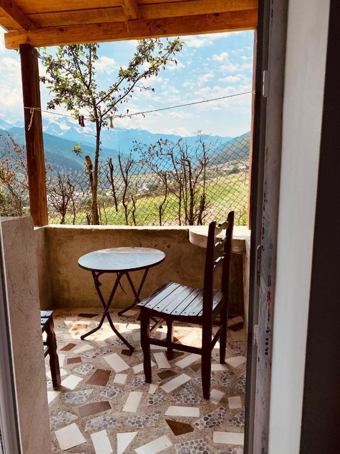 Nadia Guesthouse 메스티아 외부 사진