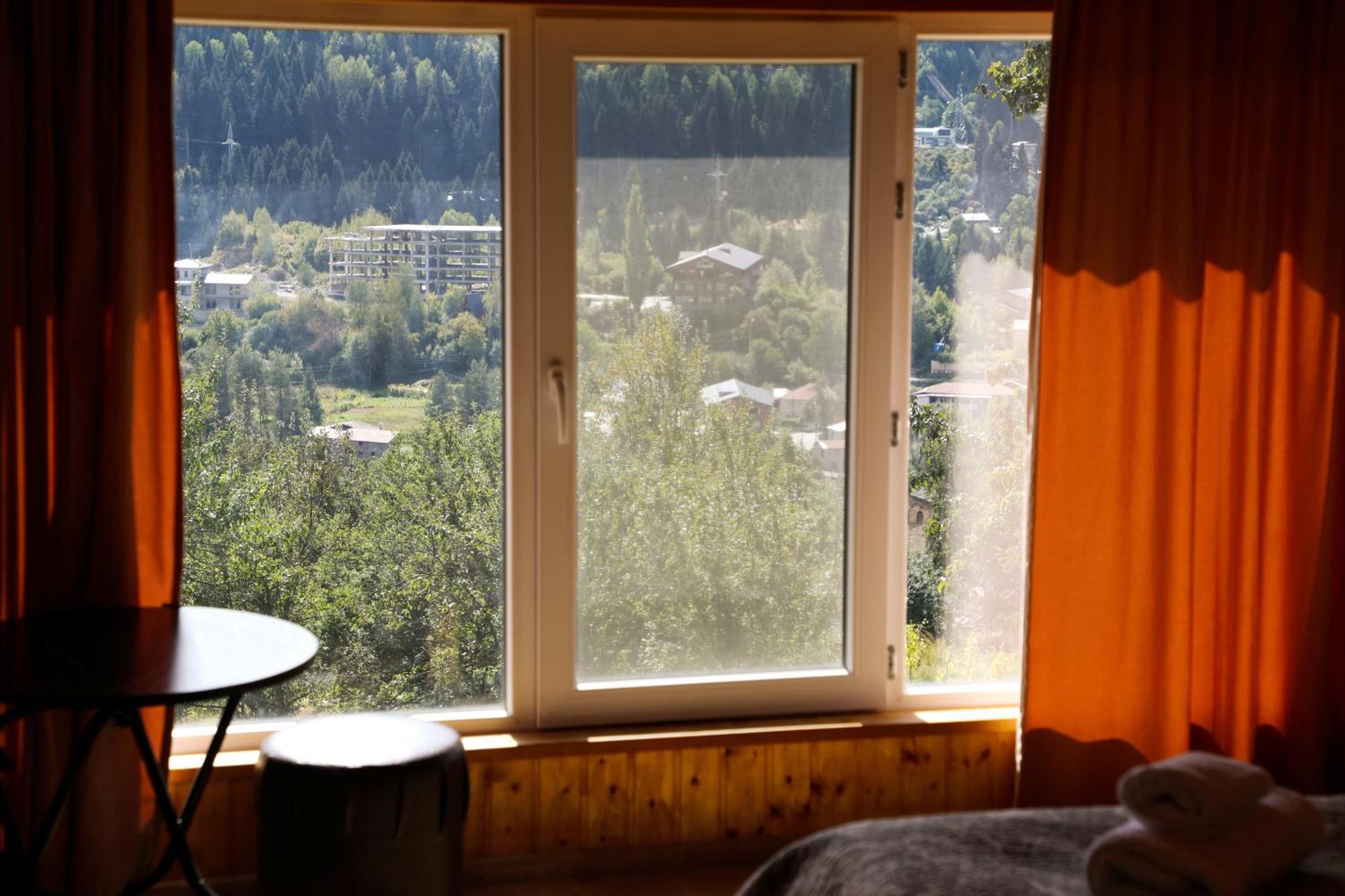 Nadia Guesthouse 메스티아 외부 사진