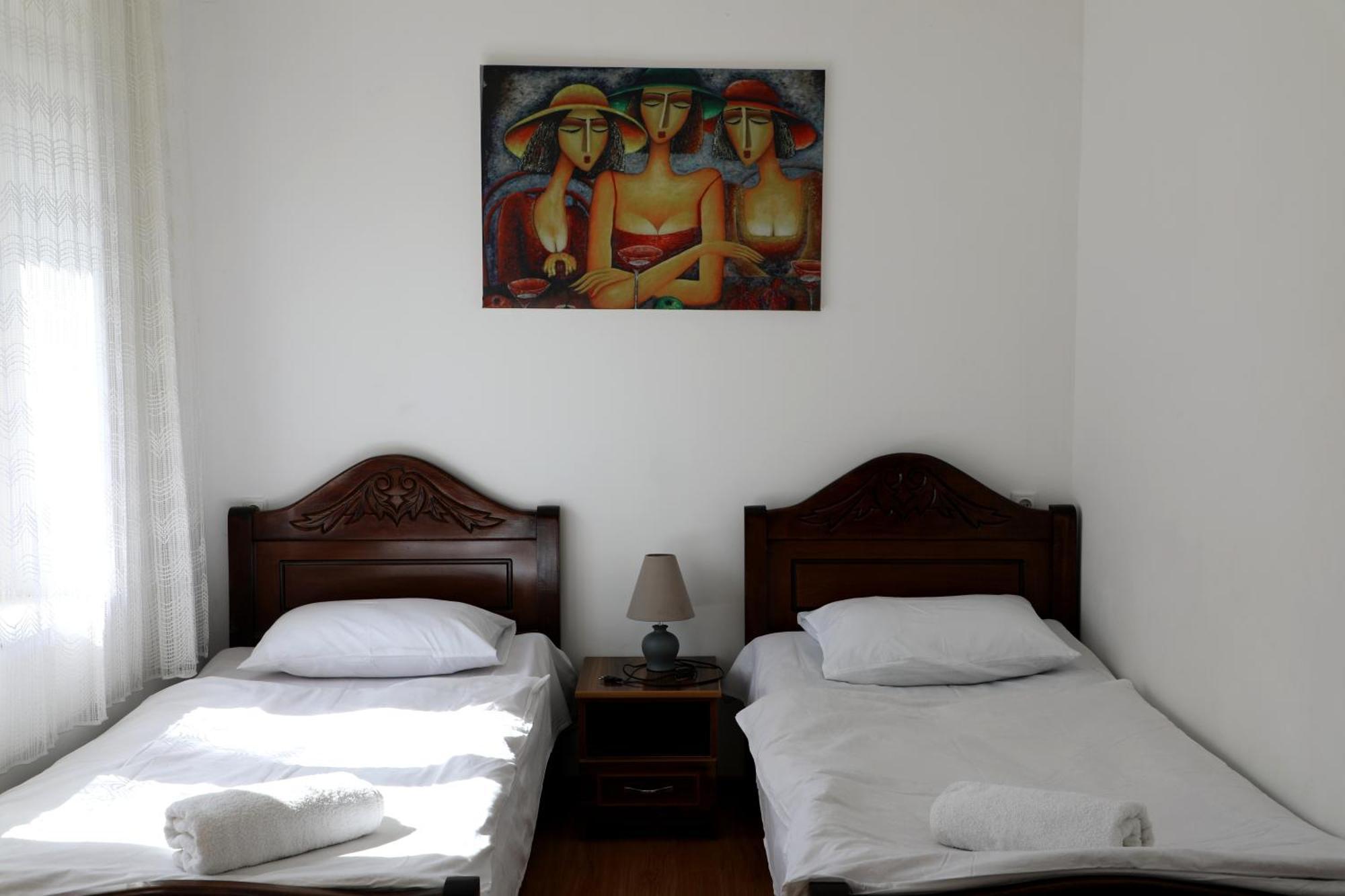 Nadia Guesthouse 메스티아 외부 사진