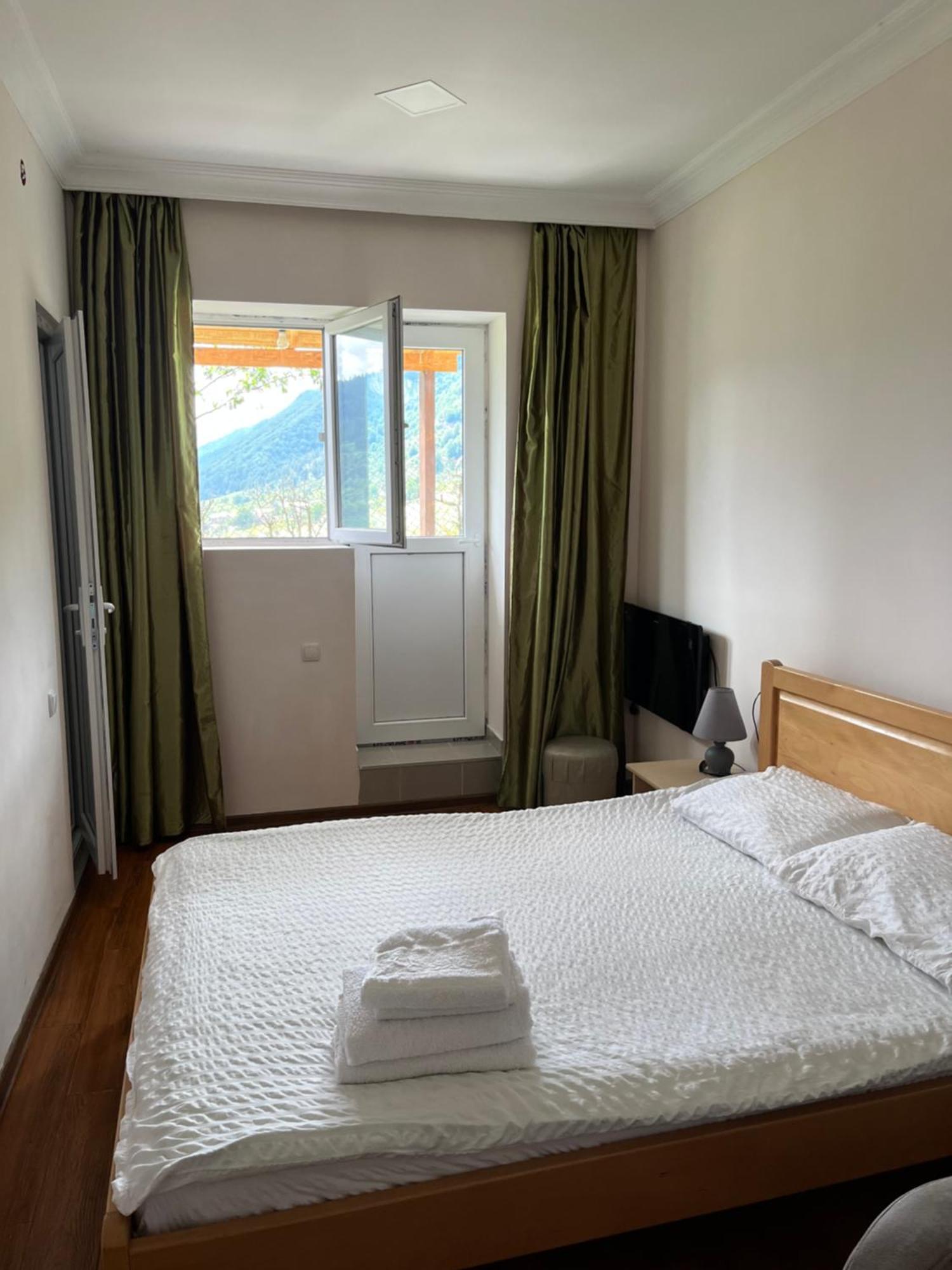 Nadia Guesthouse 메스티아 외부 사진