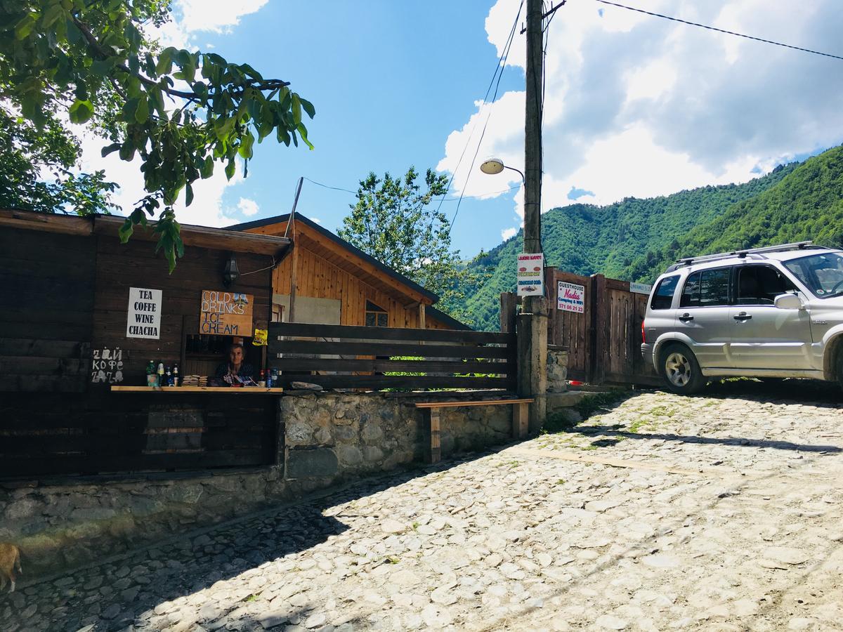 Nadia Guesthouse 메스티아 외부 사진